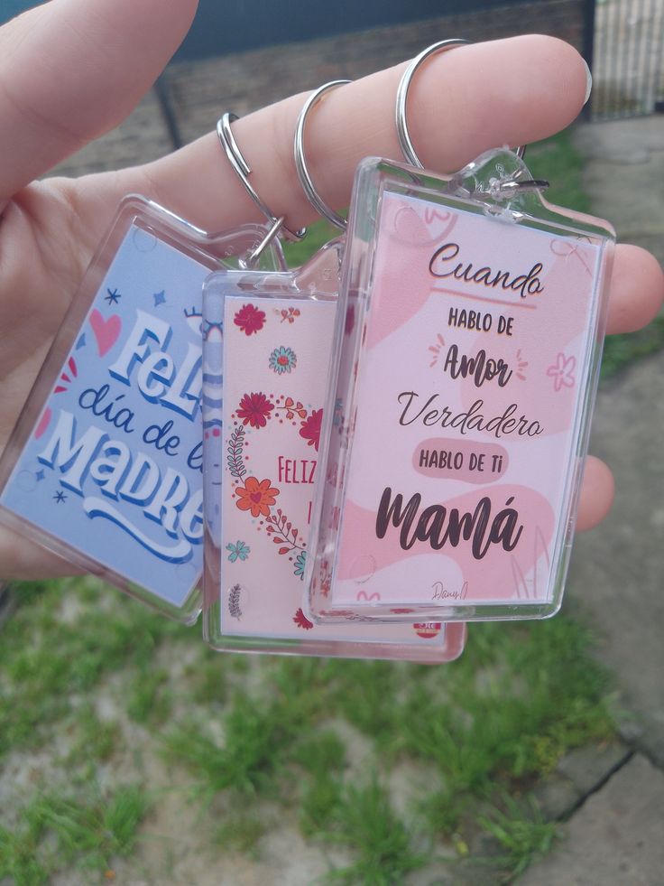 Custom Keychain 09